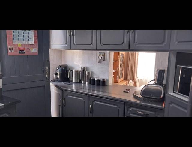 3 BEDROOM HOUSE FOR SALE IN CRAIGIEBURN